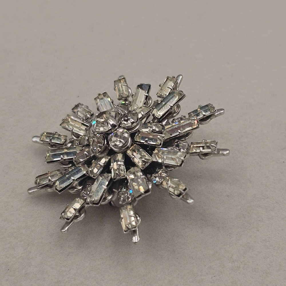 Vintage Starburst Brooch Clear Silver Tone Baguette Rhinestone 1.5" Pin Formal - Picture 9 of 15
